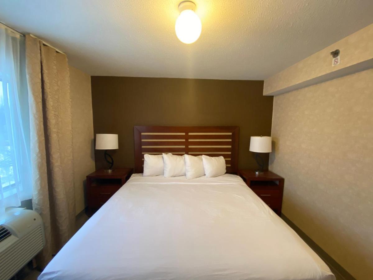 Wyndham Garden Grand Rapids Airport Hotell Eksteriør bilde