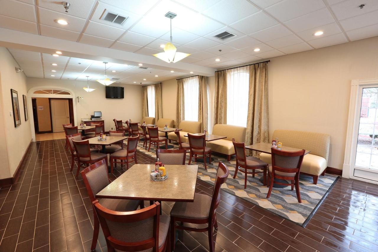 Wyndham Garden Grand Rapids Airport Hotell Eksteriør bilde